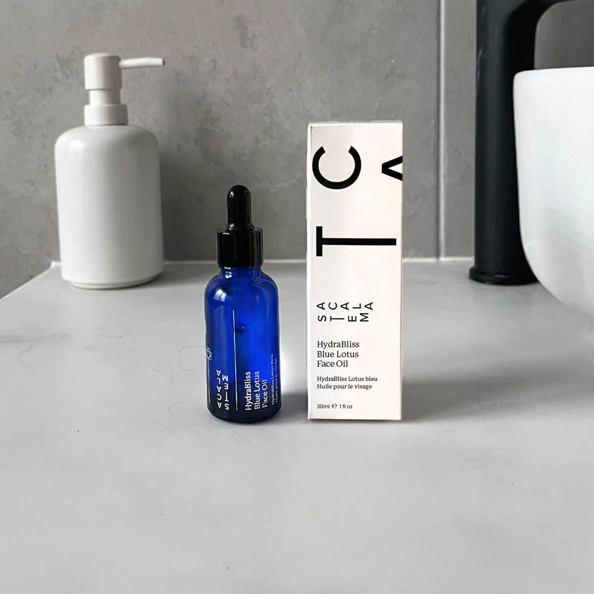 HydraBliss Blue Lotus Face Oil - Image 6