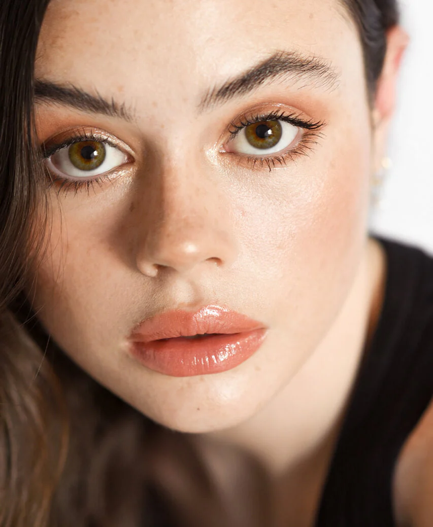 Avocado Volumising Waterproof Mascara - Image 9
