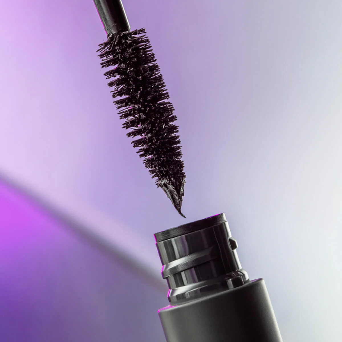 Come Closer Infinite Lash Mascara - Image 2
