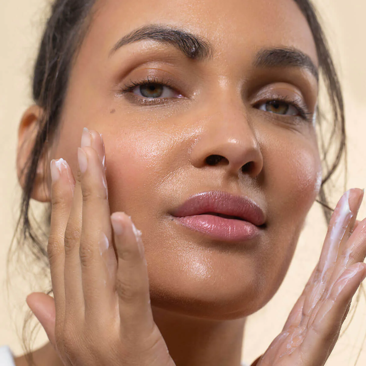 No. 1 Belle Frais Cleansing Milk - Image 3