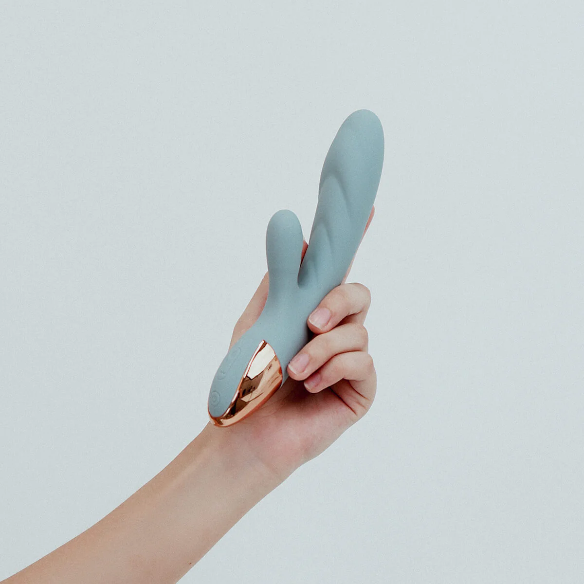 Essence Rabbit Vibrator - Image 2
