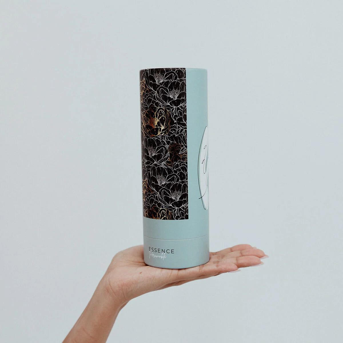 Essence Rabbit Vibrator - Image 3