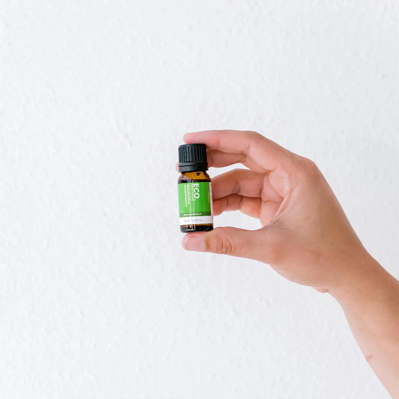 Eucalyptus Pure Essential Oil - Image 3