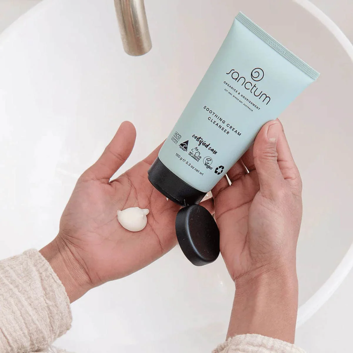 Soothing Cream Cleanser - Image 2