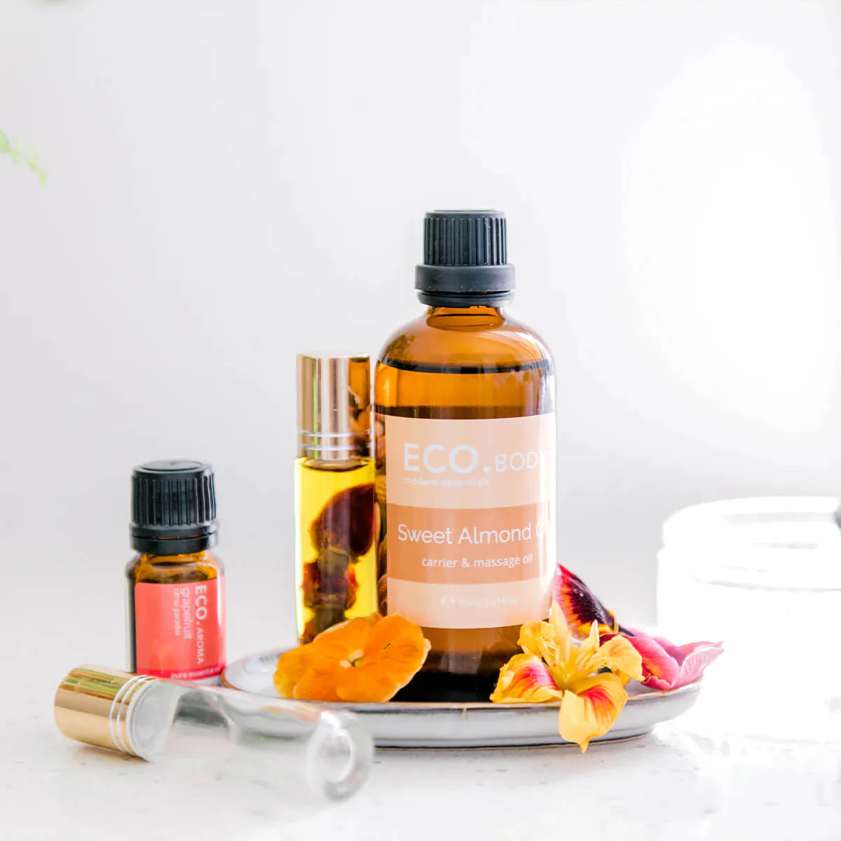 Sweet Almond Carrier Oil - Image 3